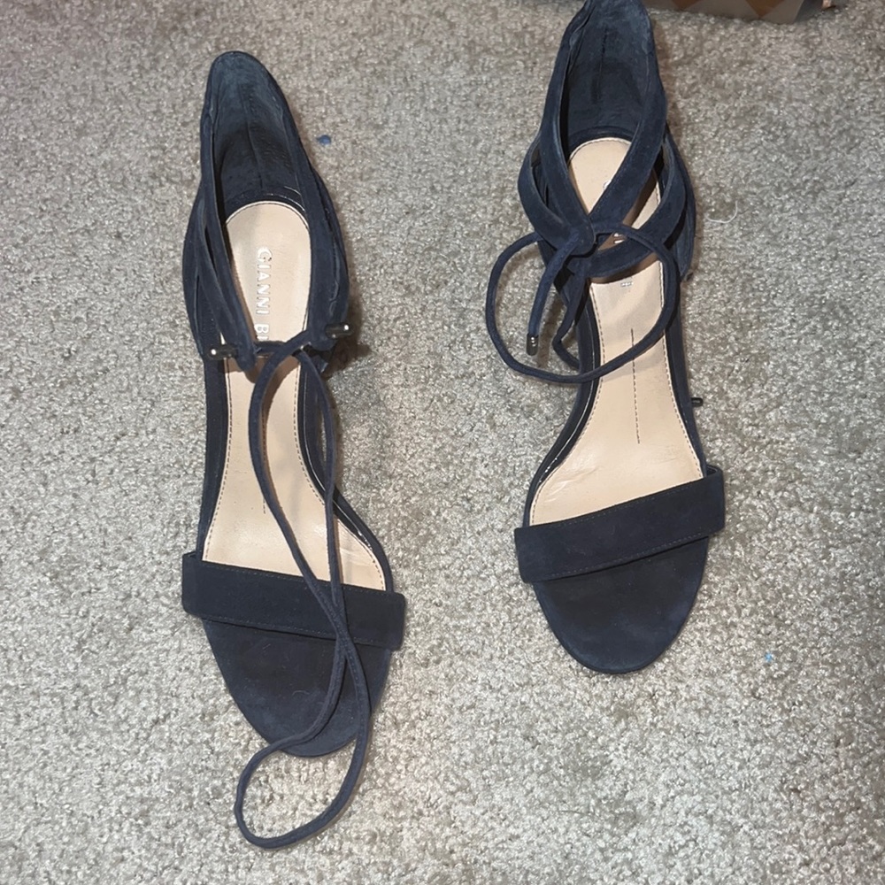 Gianni Binni lace up heels size 7